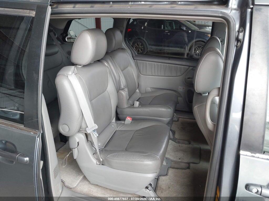 5TDYK4CC8AS299732 2010 TOYOTA SIENNA photo no. 8