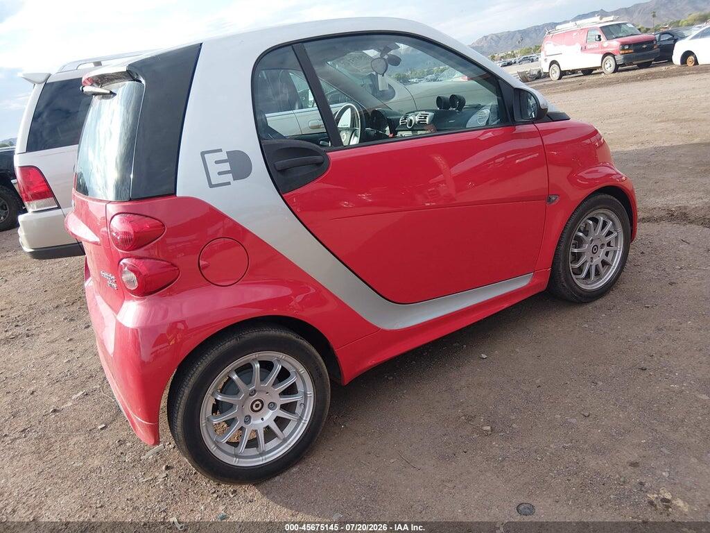 WMEEJ9AA2EK736885 2014 SMART FORTWO ELECTRIC DRIVE photo no. 4
