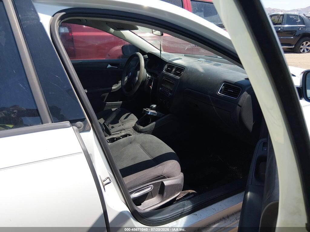 3VW2K7AJ9EM424412 2014 VOLKSWAGEN JETTA photo no. 5