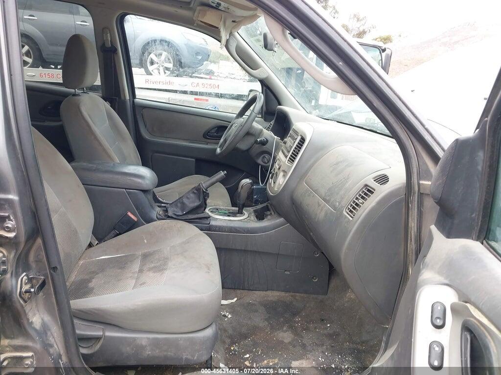1FMCU03146KA23344 2006 FORD ESCAPE photo no. 5