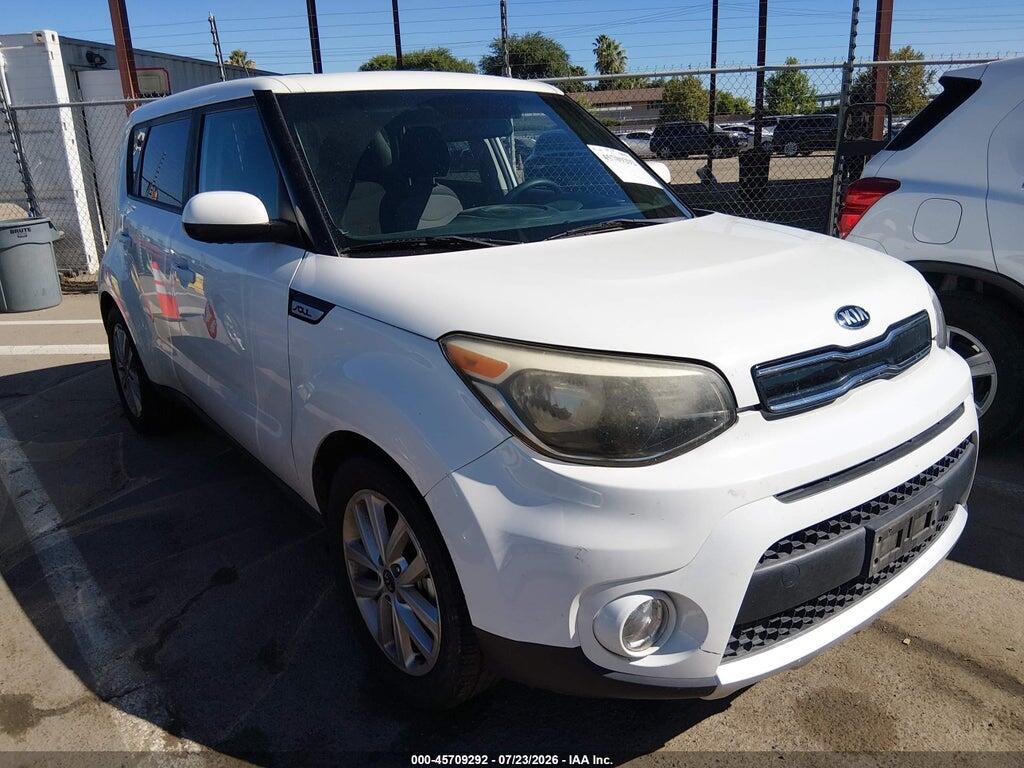 KNDJP3A52J7894927 2018 KIA SOUL photo no. 1