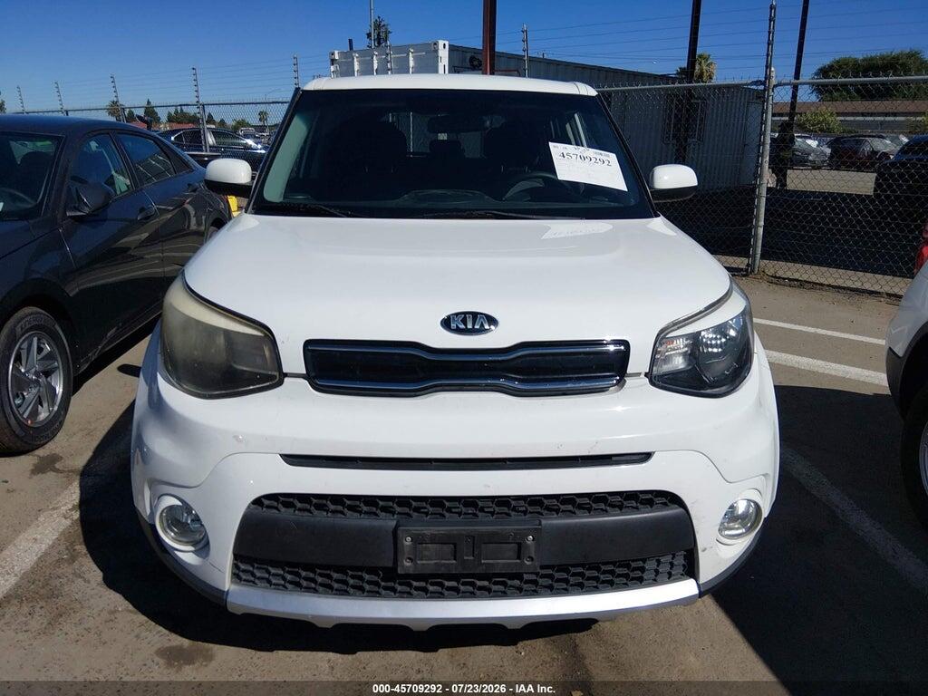 KNDJP3A52J7894927 2018 KIA SOUL photo no. 12