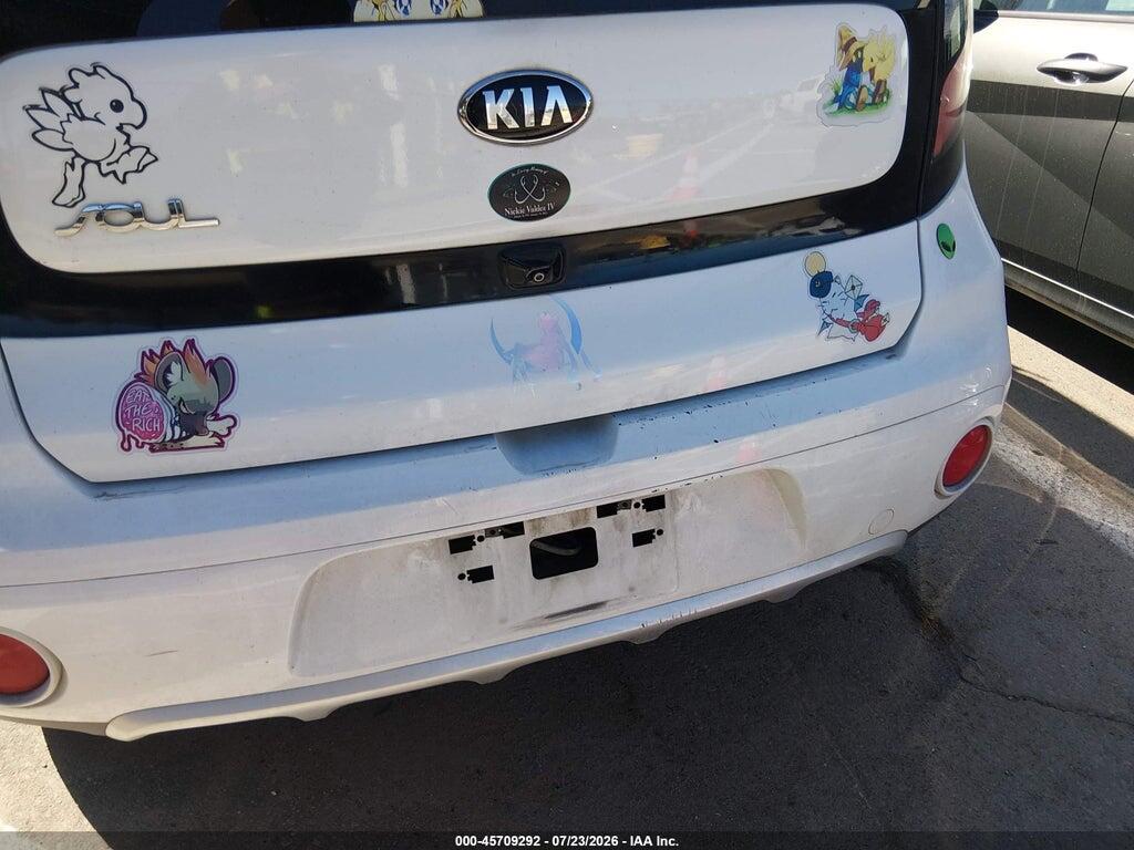 KNDJP3A52J7894927 2018 KIA SOUL photo no. 6