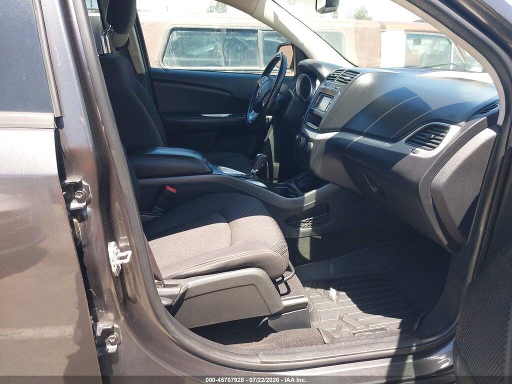 3C4PDCBB9HT569902 2017 DODGE JOURNEY photo no. 5