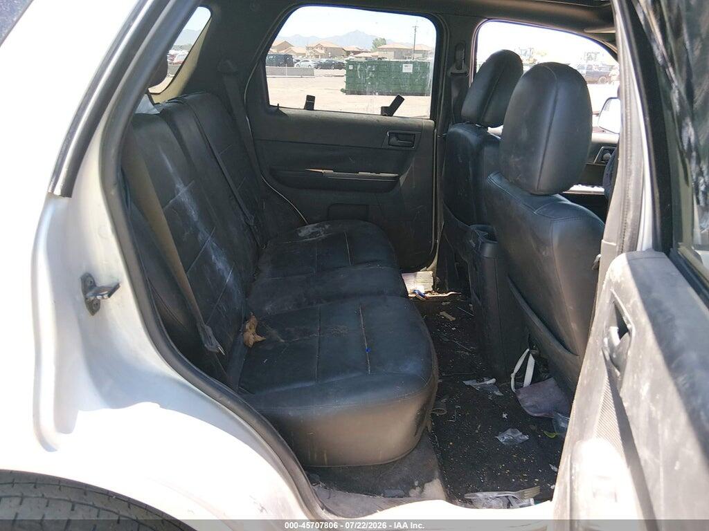 1FMCU0DG2BKA14803 2011 FORD ESCAPE photo no. 8