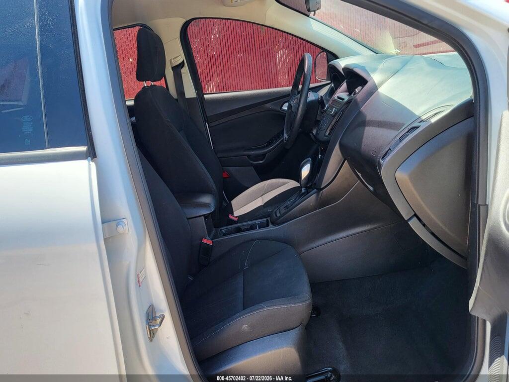 1FADP3K20HL299809 2017 FORD FOCUS photo no. 5