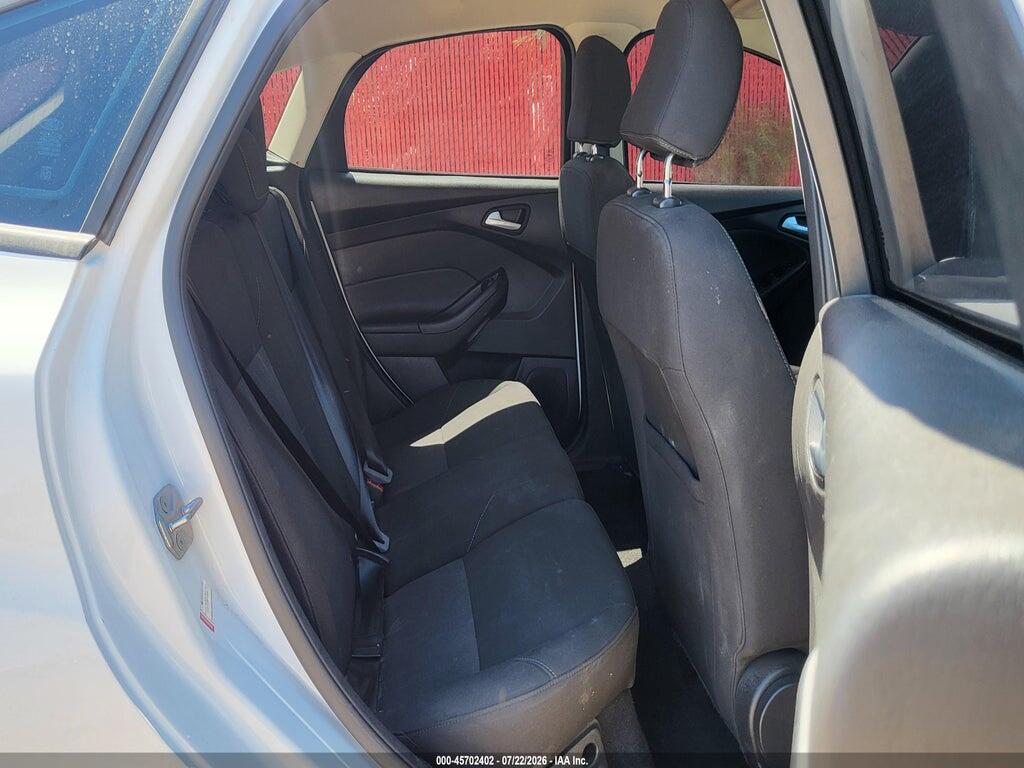 1FADP3K20HL299809 2017 FORD FOCUS photo no. 8