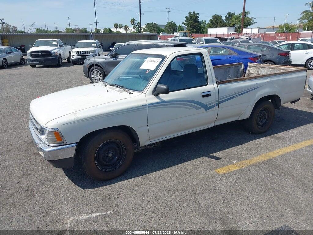 JT4VN82D7K5000346 1989 TOYOTA PICKUP photo no. 2