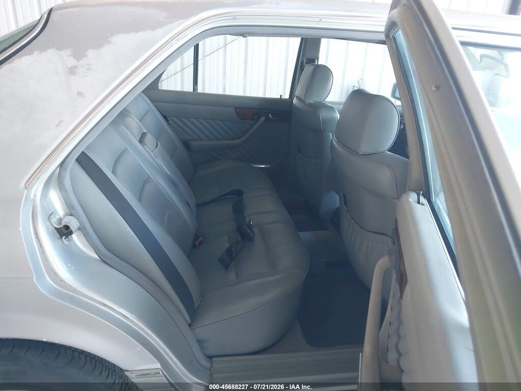 WDBCA24D5MA574319 1991 MERCEDES-BENZ 300 photo no. 8
