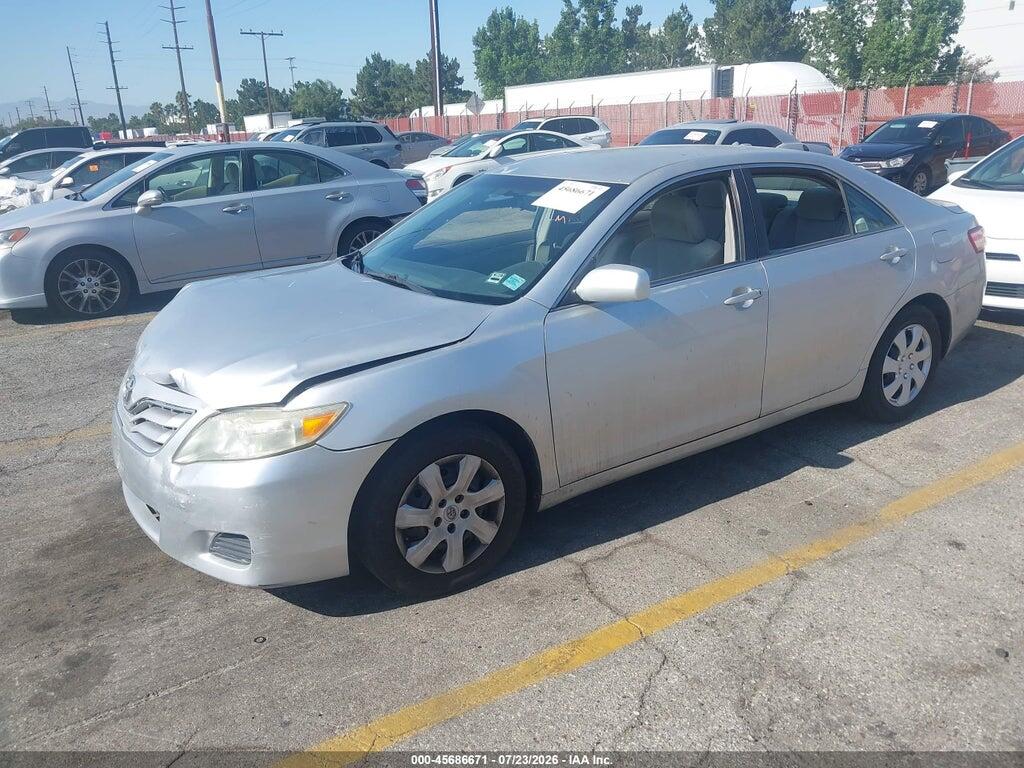 4T1BF3EK6BU699595 2011 TOYOTA CAMRY photo no. 2