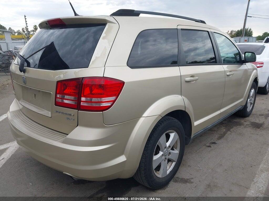 3D4PG5FV8AT195315 2010 DODGE JOURNEY photo no. 4