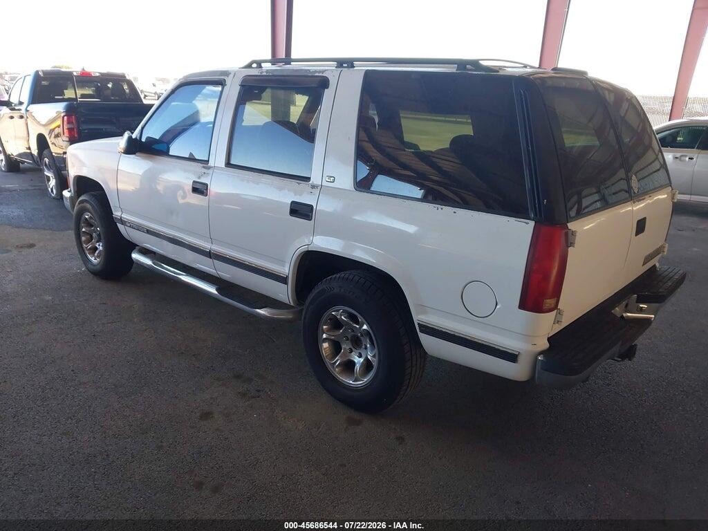 1GNEK13R4WJ316754 1998 CHEVROLET TAHOE photo no. 3