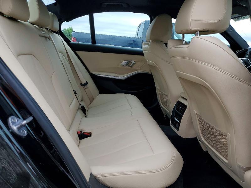 2020 BMW 330XI — Фото 10 из 12