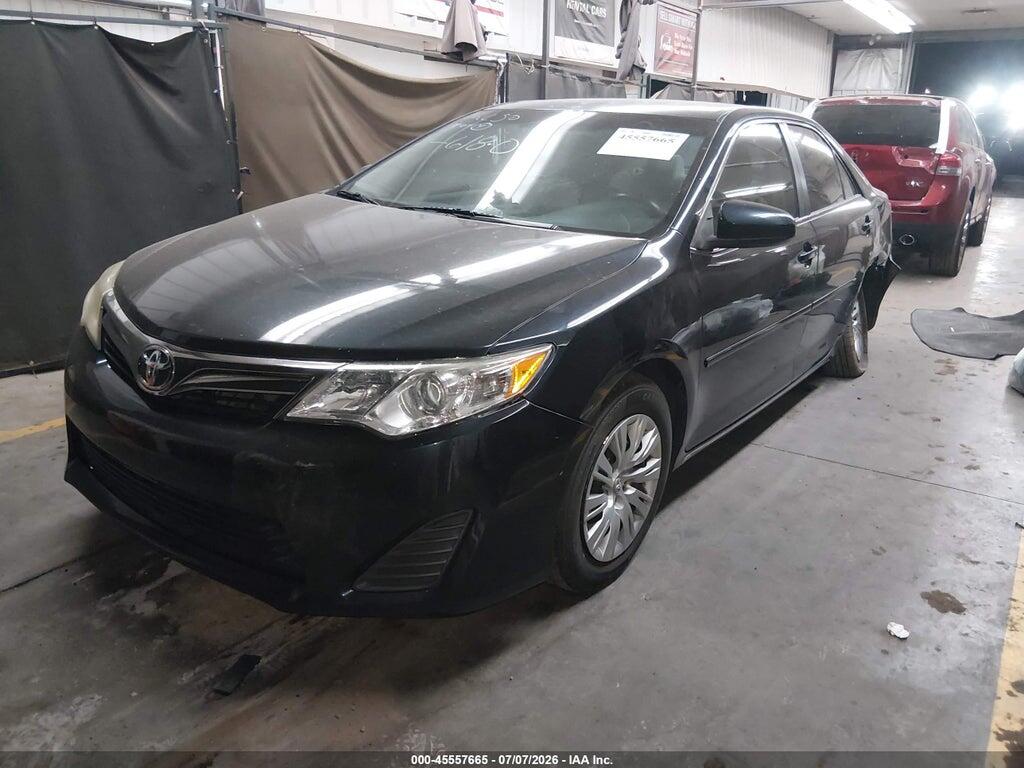 4T1BF1FK0CU126180 2012 TOYOTA CAMRY photo no. 2