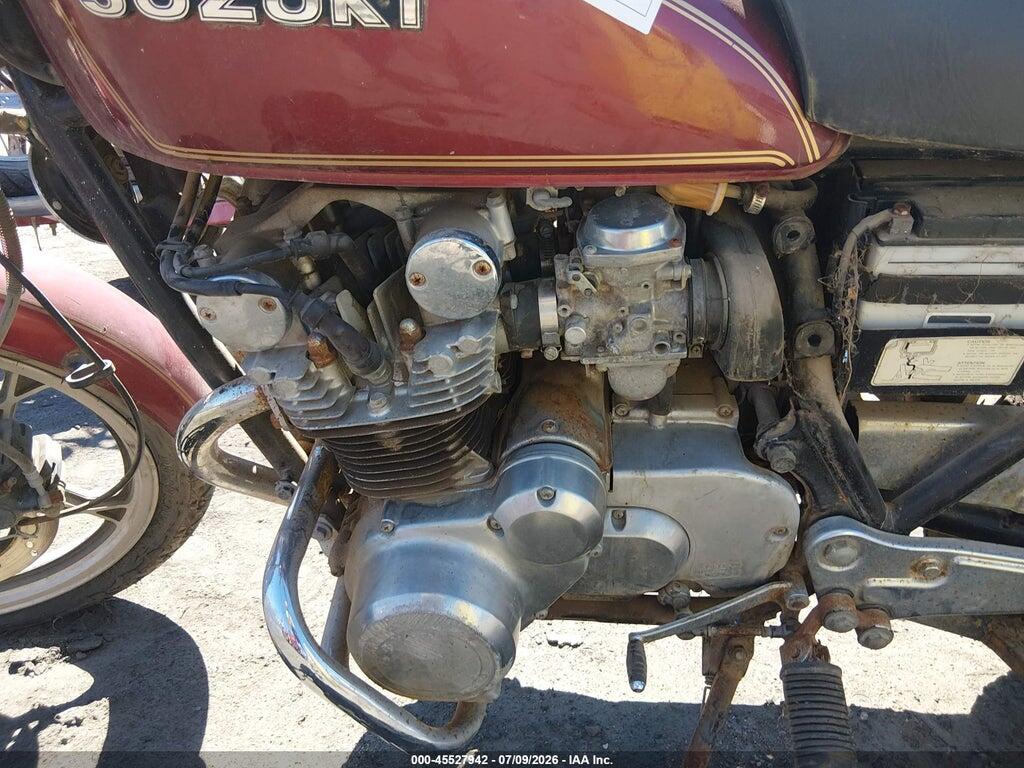 JS1GN71A9B2102236 1981 SUZUKI GS550 photo no. 9
