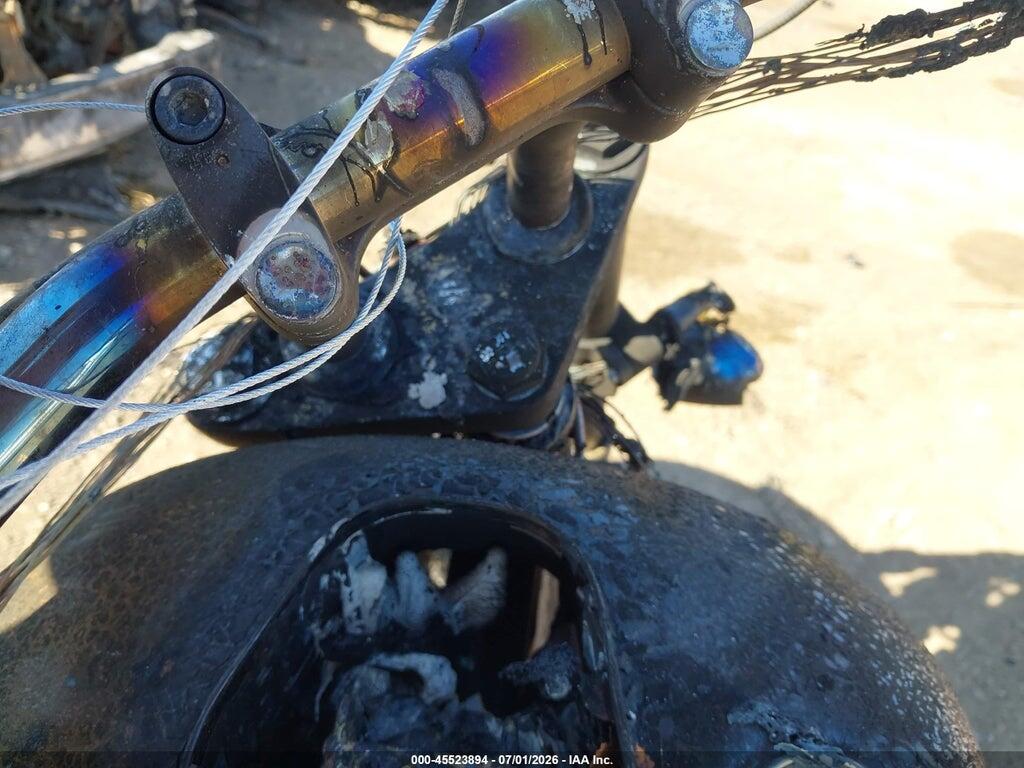 JS1NP41A0E2101092 2014 SUZUKI LS650 photo no. 7