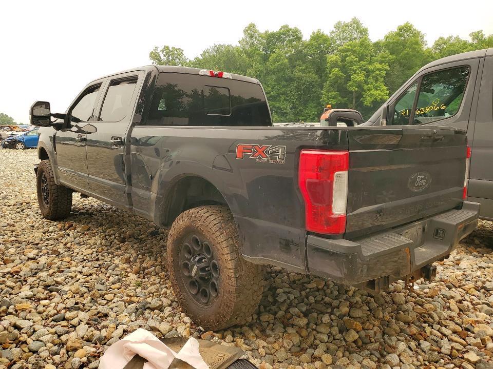 1FT8W3BTXKEF74783 2019 FORD F350 photo no. 2