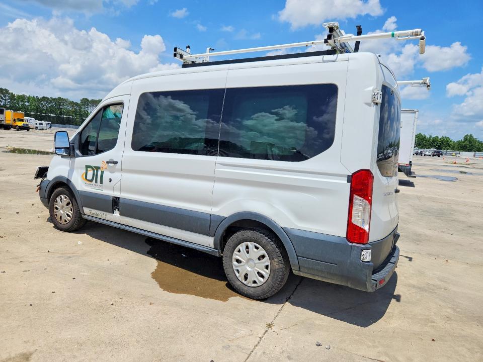 2015 FORD TRANSIT T-150 — Фото 2 из 13