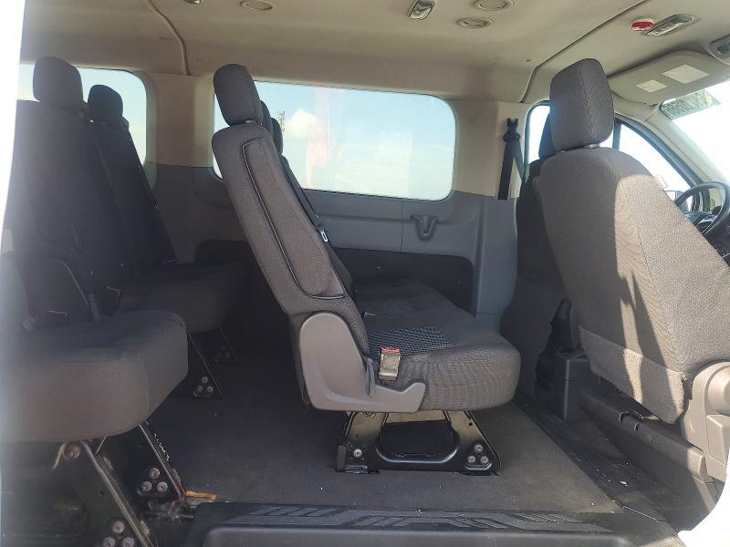 2015 FORD TRANSIT T-150 — Фото 11 из 13