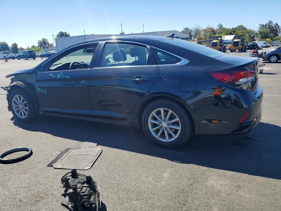 2018 HYUNDAI SONATA SE — Фото 2 из 13
