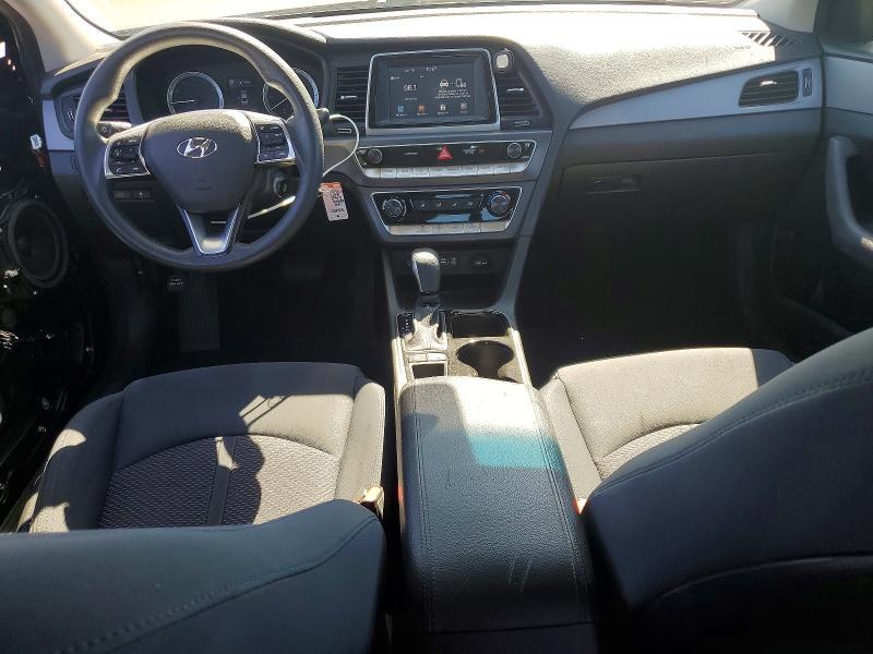 2018 HYUNDAI SONATA SE — Фото 8 из 13