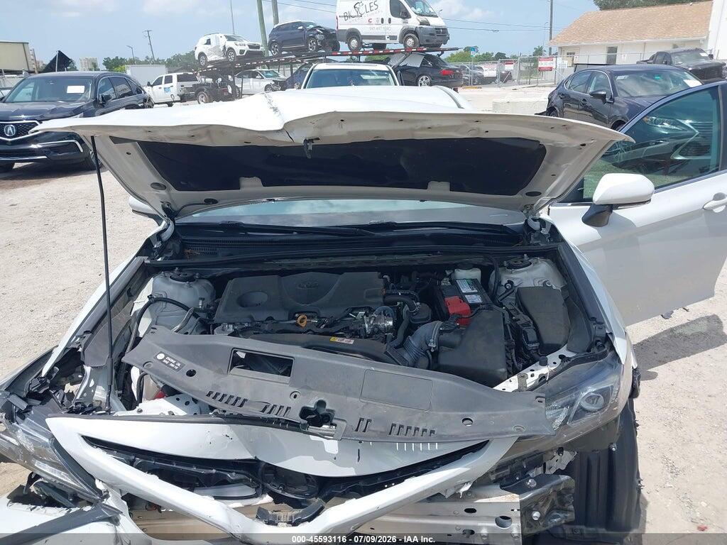 4T1T11AK1NU047985 2022 TOYOTA CAMRY photo no. 10