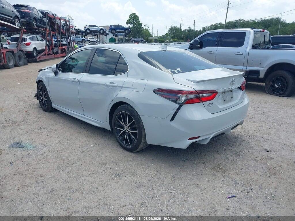 4T1T11AK1NU047985 2022 TOYOTA CAMRY photo no. 3