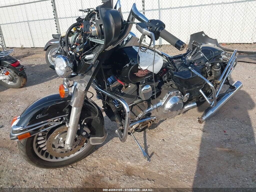 1HD1FF413AB629474 2010 HARLEY-DAVIDSON FLHTC photo no. 2