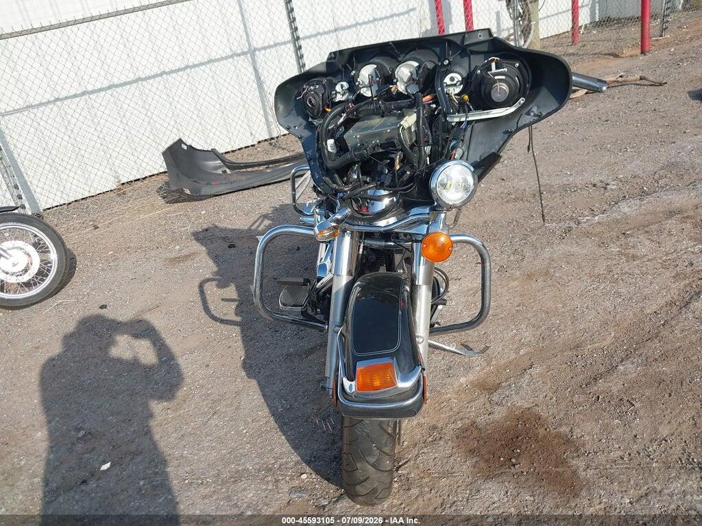 1HD1FF413AB629474 2010 HARLEY-DAVIDSON FLHTC photo no. 5