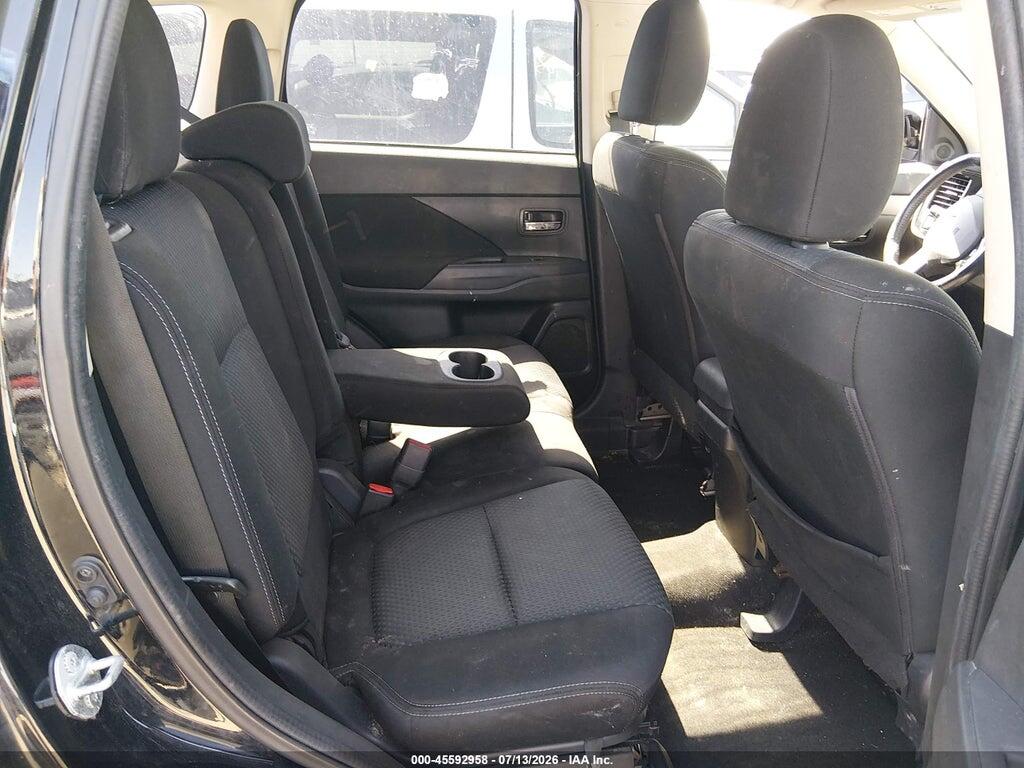 JA4AZ3A30GZ032175 2016 MITSUBISHI OUTLANDER photo no. 8