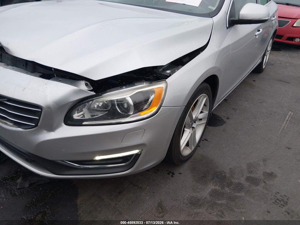 YV126MFM2F2361570 2015 VOLVO S60 photo no. 6