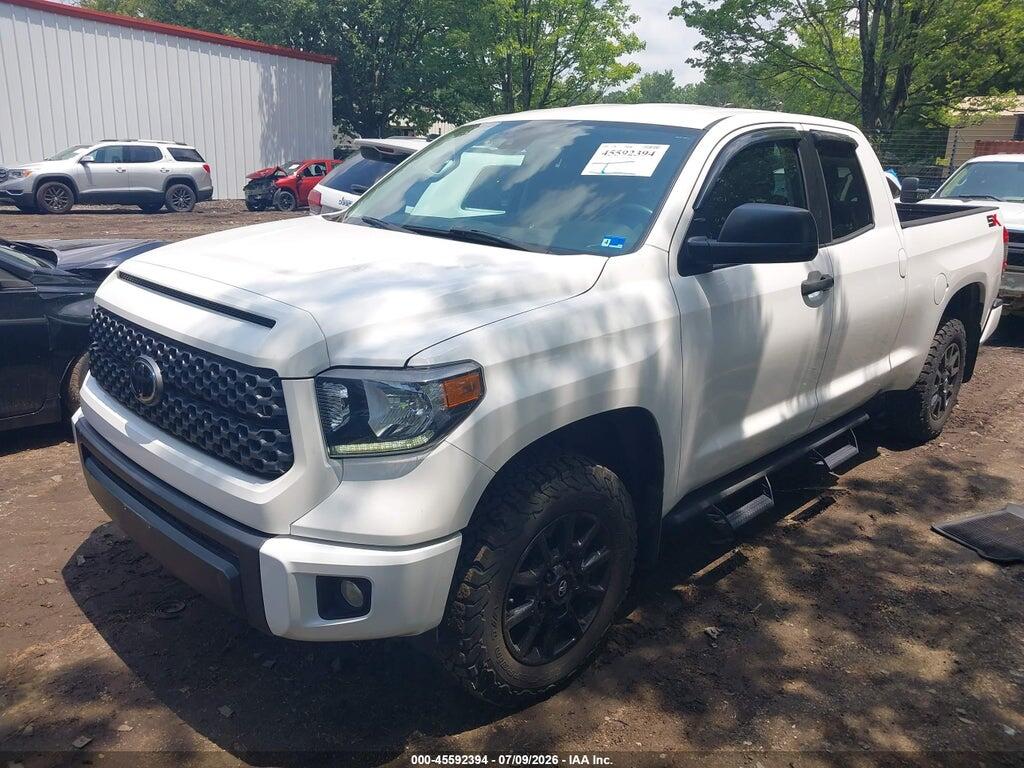 5TFUY5F19MX956985 2021 TOYOTA TUNDRA photo no. 2