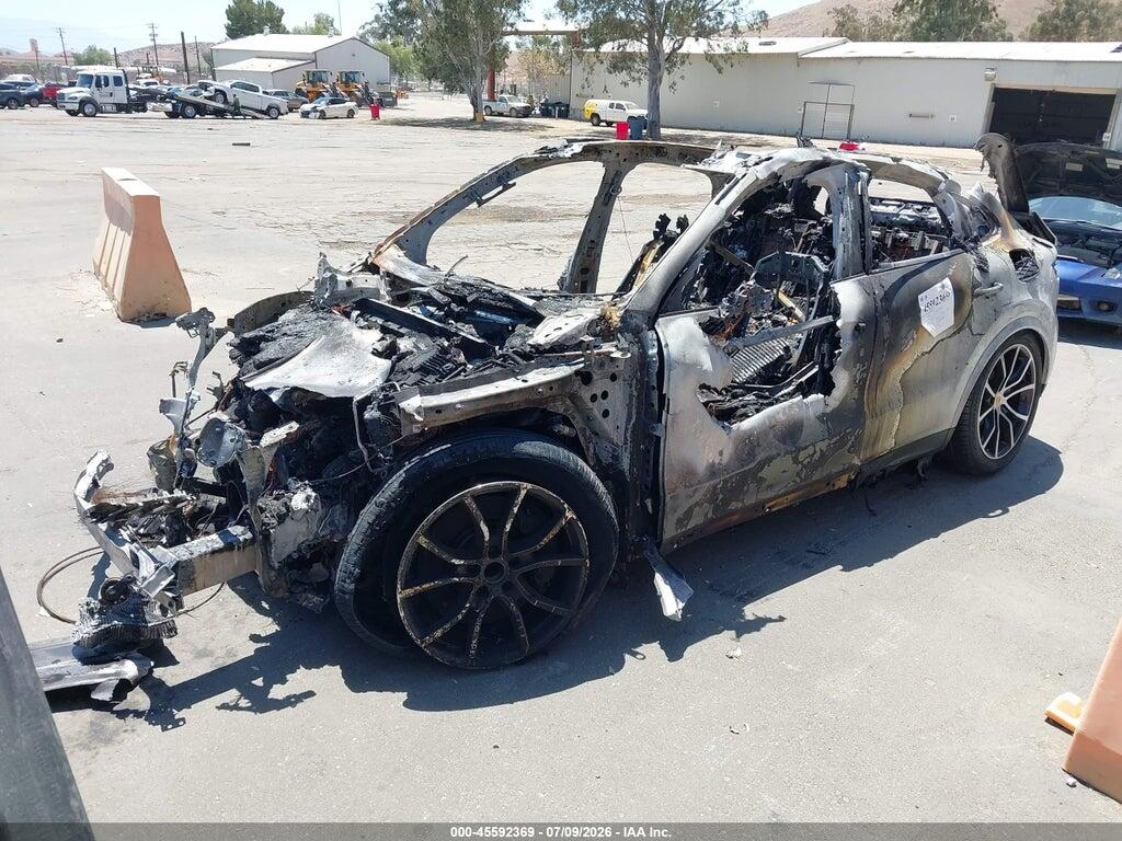 WP1BE2AY6SDA37445 2025 PORSCHE CAYENNE E-HYBRID COUPE photo no. 2