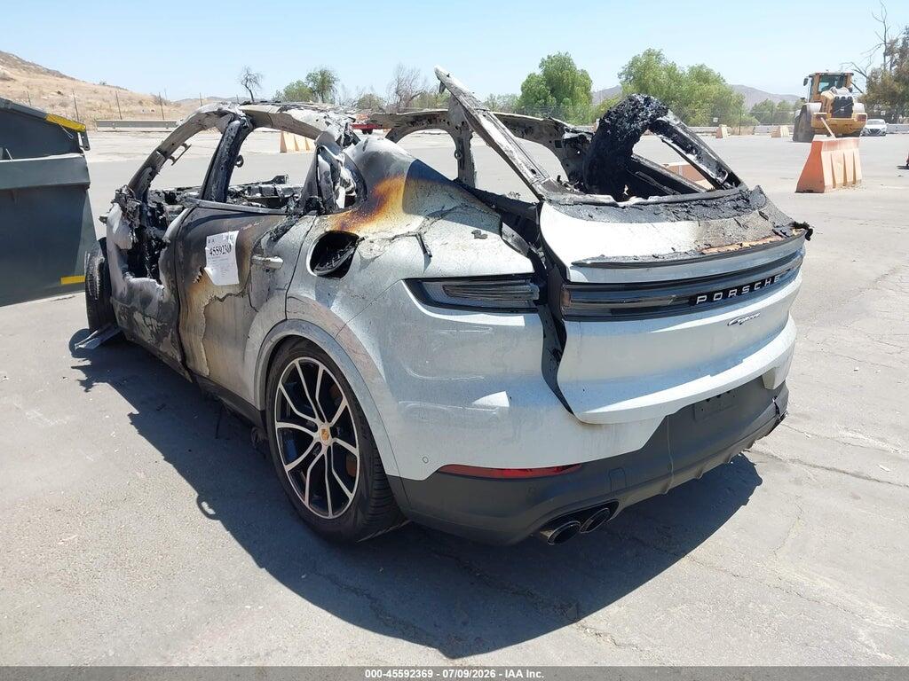 WP1BE2AY6SDA37445 2025 PORSCHE CAYENNE E-HYBRID COUPE photo no. 3