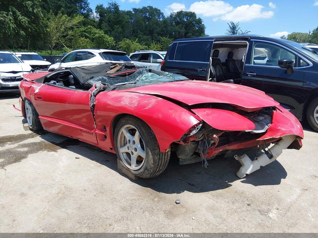 2G2FS32K022124697 2002 PONTIAC FIREBIRD photo no. 1