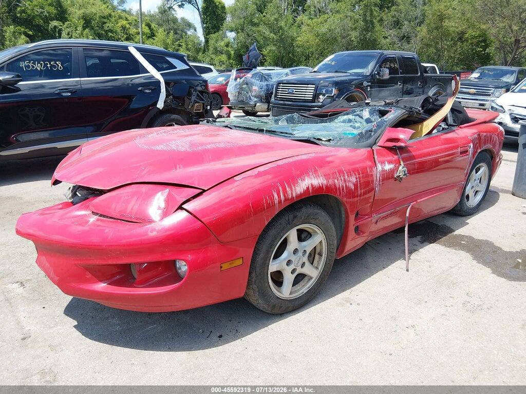 2G2FS32K022124697 2002 PONTIAC FIREBIRD photo no. 2