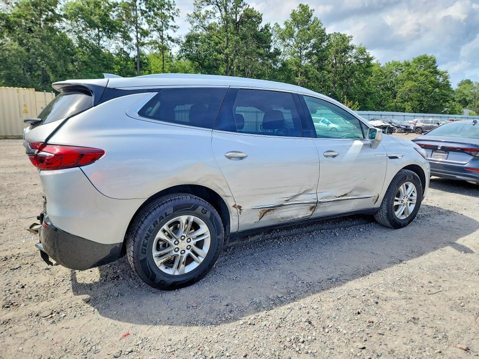 2020 BUICK ENCLAVE ESSENCE — Фото 3 из 13