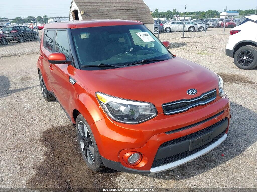 KNDJP3A53J7554086 2018 KIA SOUL photo no. 1