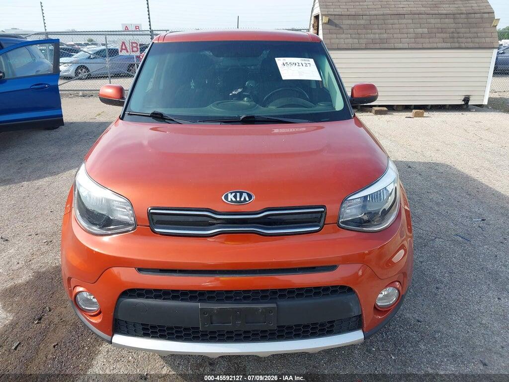 KNDJP3A53J7554086 2018 KIA SOUL photo no. 12