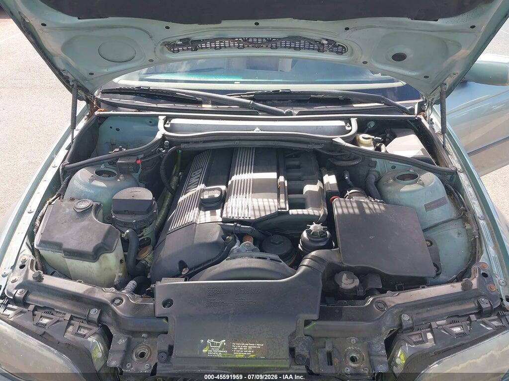 WBAEV33492KL76563 2002 BMW 3 SERIES photo no. 10