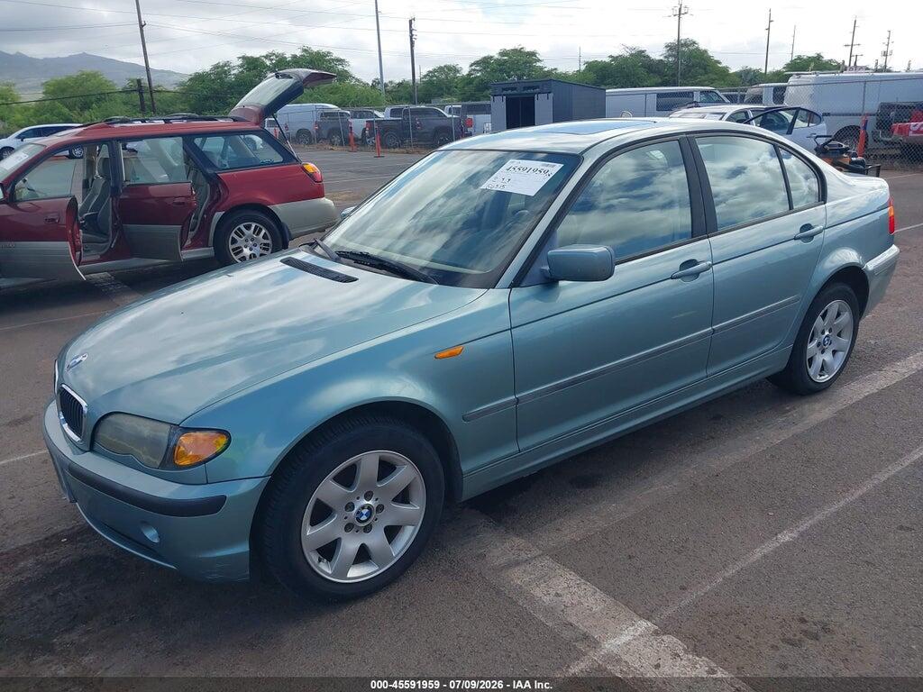 WBAEV33492KL76563 2002 BMW 3 SERIES photo no. 2