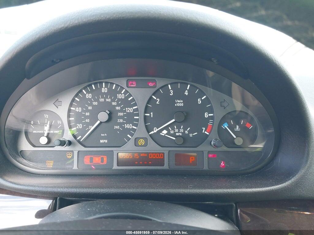 WBAEV33492KL76563 2002 BMW 3 SERIES photo no. 7