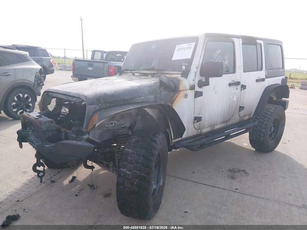 1C4BJWDG4DL650146 2013 JEEP WRANGLER UNLIMITED photo no. 2