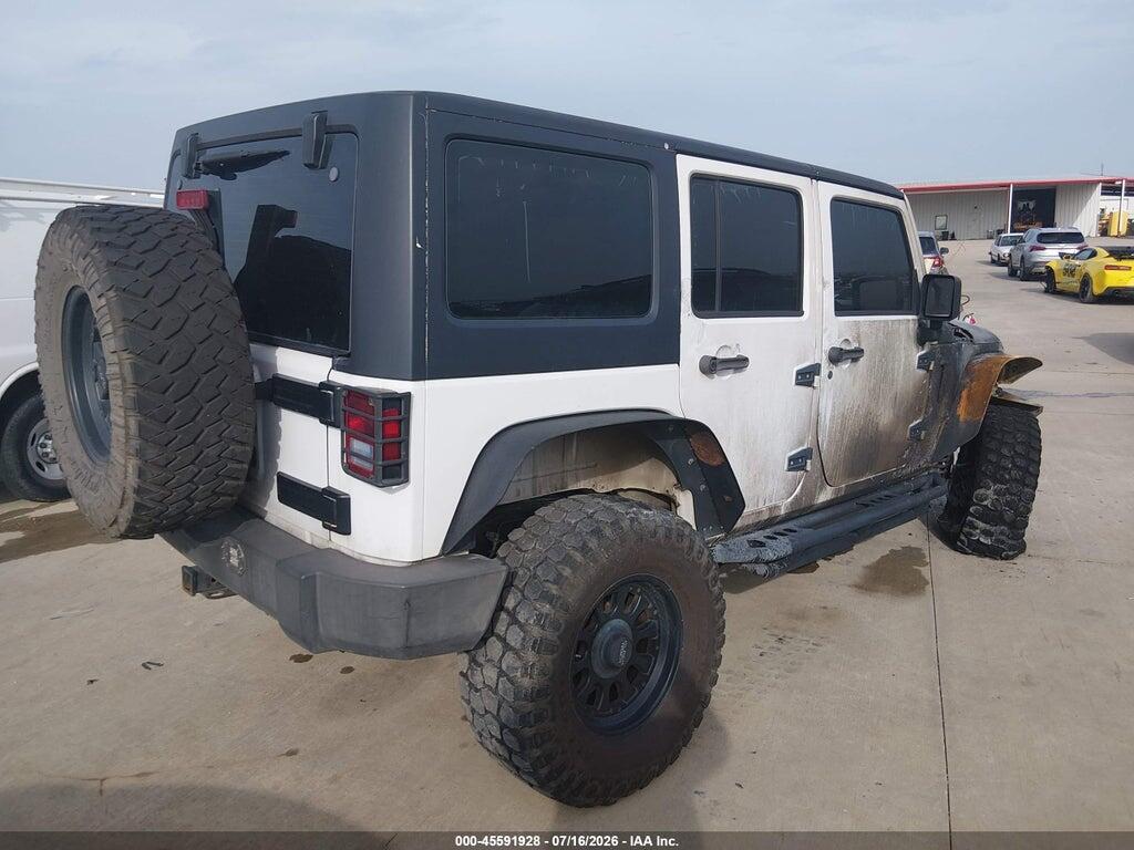 1C4BJWDG4DL650146 2013 JEEP WRANGLER UNLIMITED photo no. 4