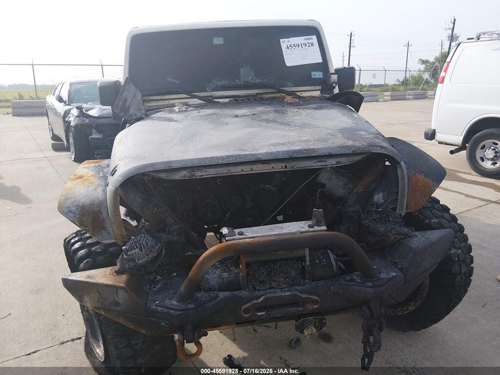 1C4BJWDG4DL650146 2013 JEEP WRANGLER UNLIMITED photo no. 6