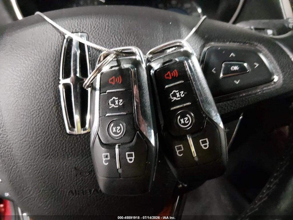 2LMTJ6KR2GBL40705 2016 LINCOLN MKX photo no. 11