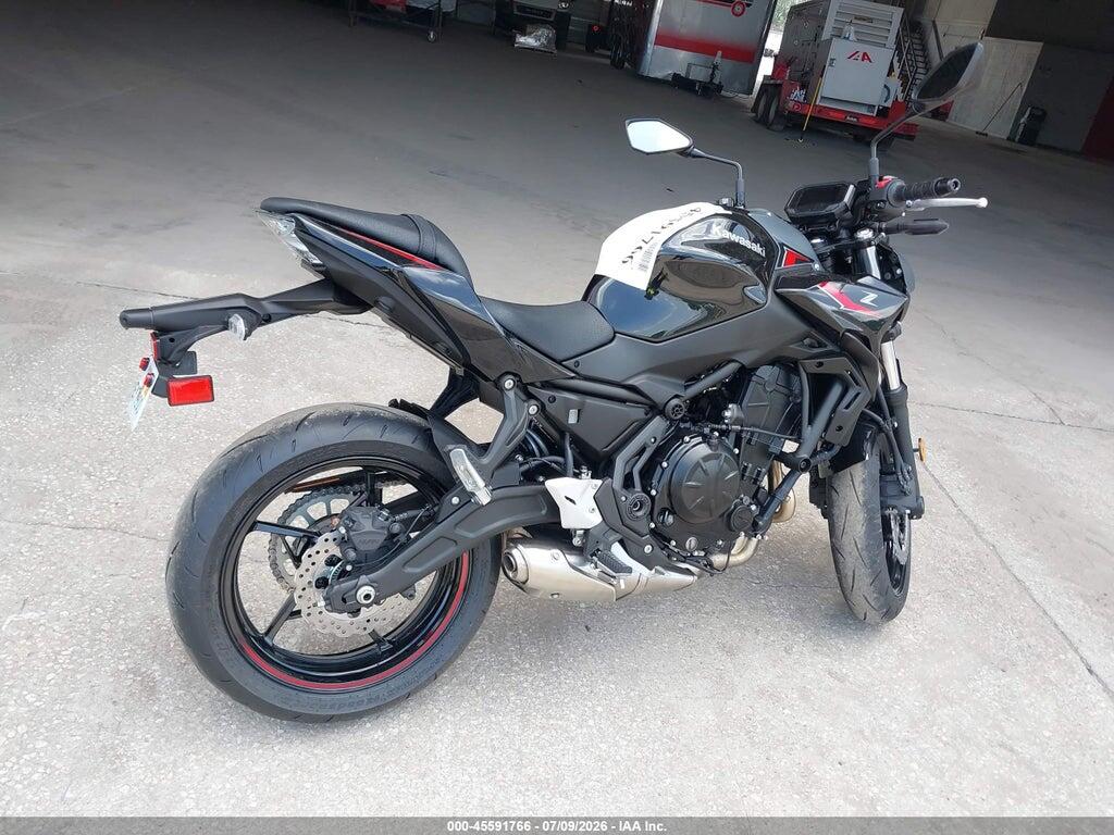ML5EREP13SDAF8809 2025 KAWASAKI ER650 photo no. 4