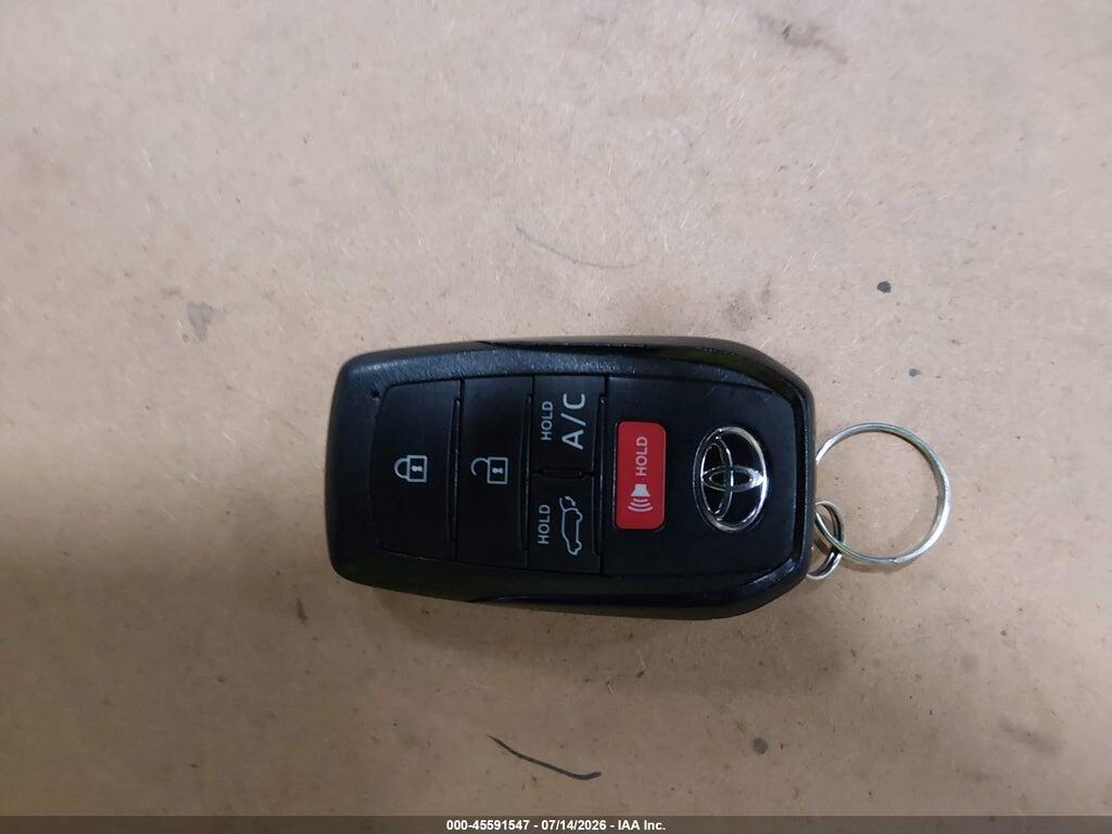 JTMABACA0RA074101 2024 TOYOTA BZ4X photo no. 11