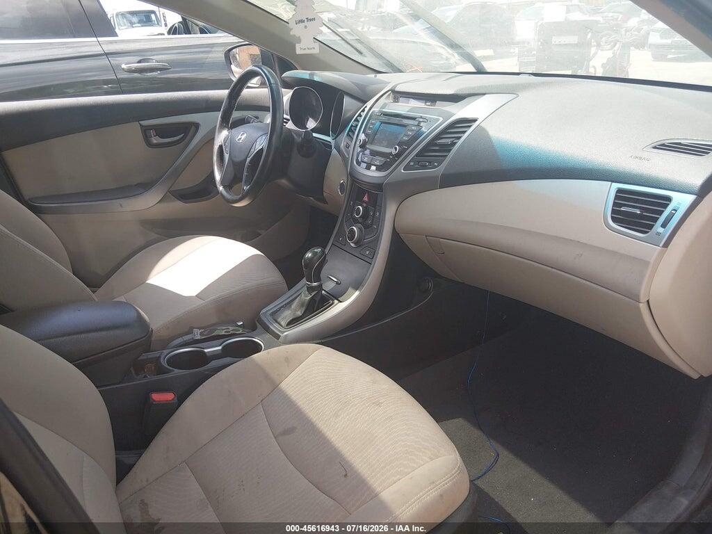 5NPDH4AE2GH674031 2016 HYUNDAI ELANTRA photo no. 5