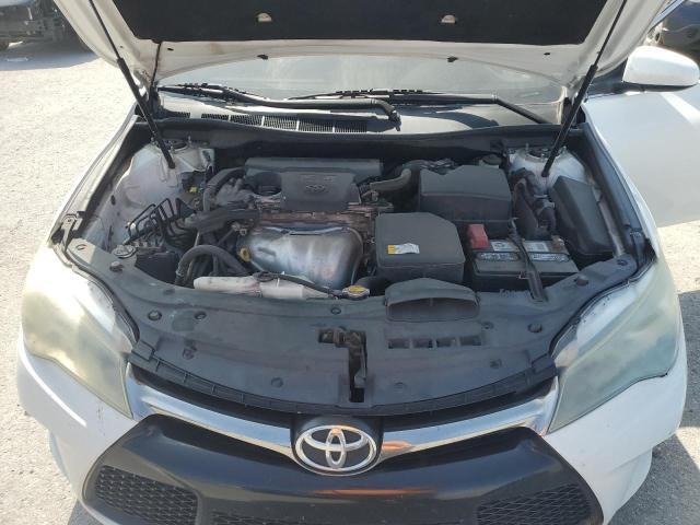 4T1BF1FK2FU109918 2015 TOYOTA CAMRY photo no. 11